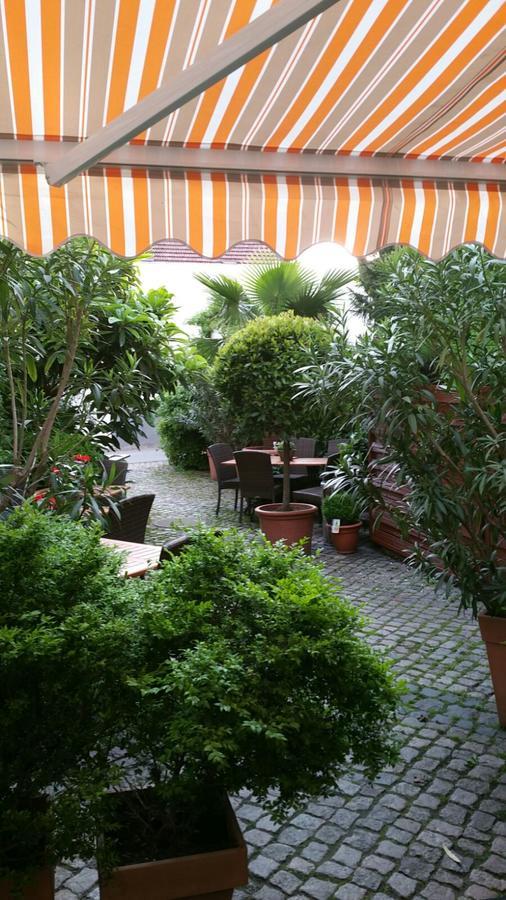Landhaus Rebstock Worms Buitenkant foto